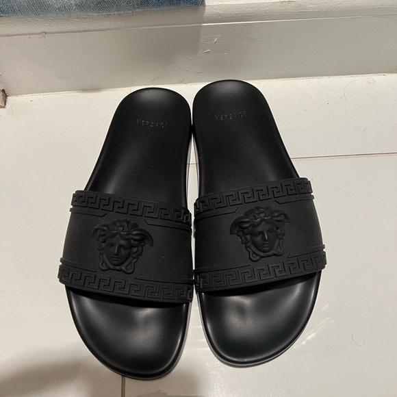 NWOT Versace PALAZZO SLIDERS - Picture 6 of 6